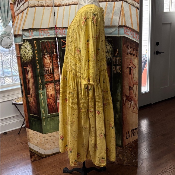 Magnolia Pearl Le Jaune Rose, Dress 899, OS - Picture 6 of 16